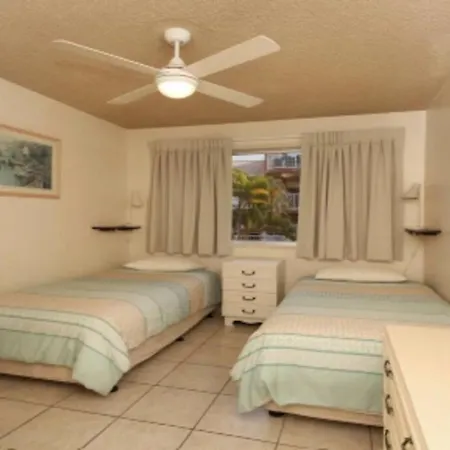 Camden House - Hosted By Burleigh Letting-2