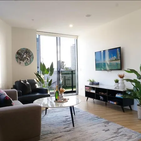 Modern 1 Brm Apartment With Pool Close To Beach-2