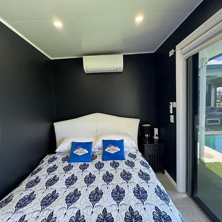 Lakeside Retreat-3