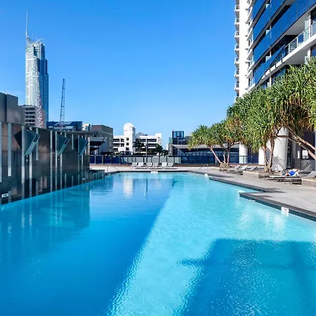 Circle On Cavill - One Bedroom Apartments - Self Contained & Privately Managed-2