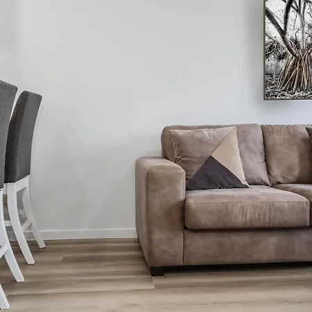 The Laneway Villas By Burleigh Letting Company-2