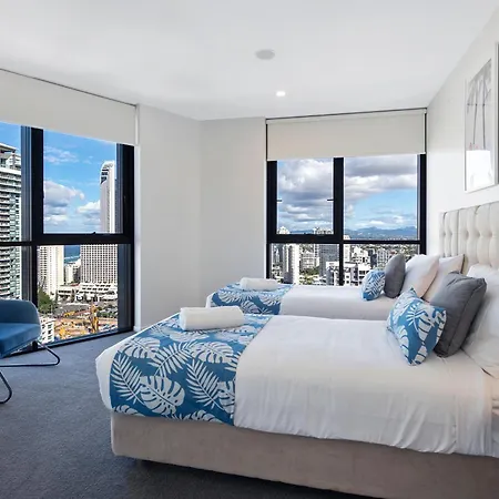Ruby Building - Self Contained, Privately Managed Apartments-3