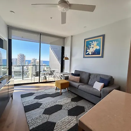 Above Broadbeach Casino 1Brplus Study Ocean-City Views-3