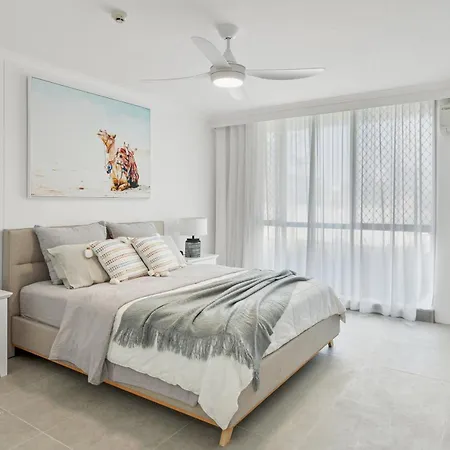 Seacrest Beachfront Apartments Gold Coast-3