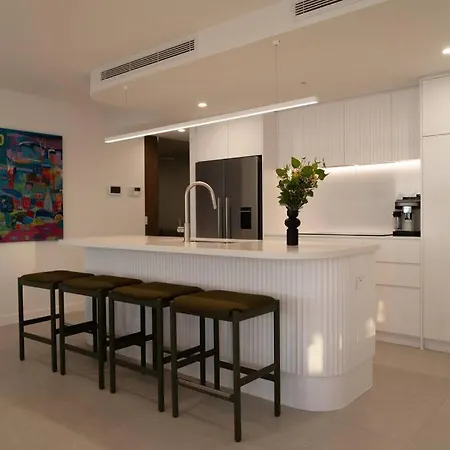 Apartment In Palm Beach-2