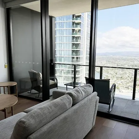 Ocean Skyline View Apartment-Casino-3
