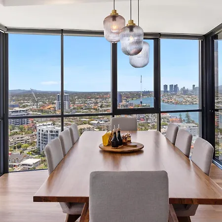 Stunning 180 Degree Views At Avalon Apartment-2