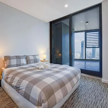 Coast & Sky - Lv 49 Private Beachfront Luxury Suite In Ocean By Meriton-2