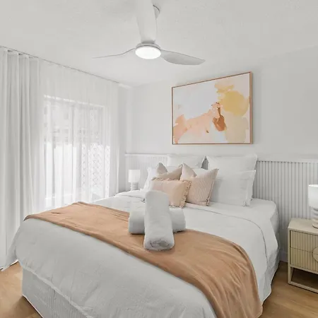 The Drift | King Beds| Oceanfront | Free Parking-2