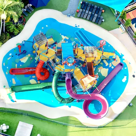 Paradise Resort Gold Coast-2