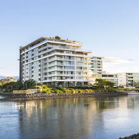 Ultiqa Freshwater Point Resort Broadbeach-3