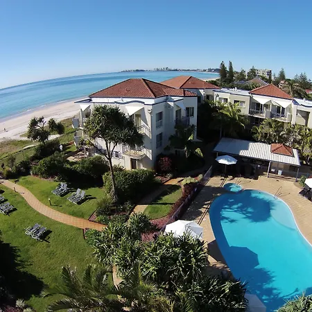Golden Riviera Absolute Beachfront Resort-3