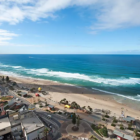 Surfers International Apartments-3