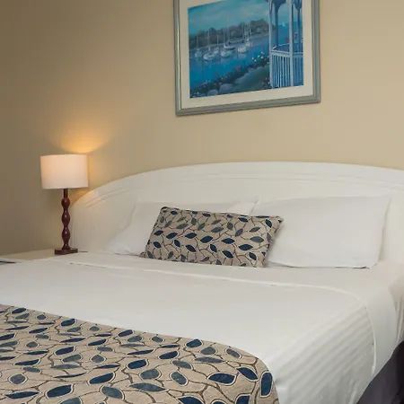 Montana Palms Resort-3