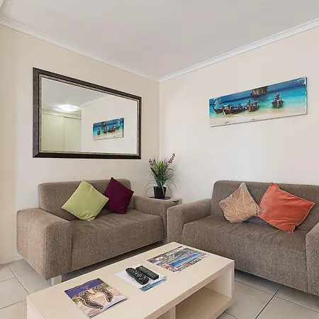 Carlton Apartments-3