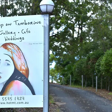 Hilltop On Tamborine-2