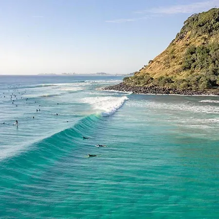 Burleigh Breeze Getaway-3