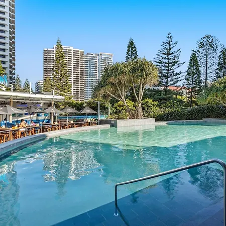 Oceanview 2-Bed With Pool, Sauna, Gym & Parking-2