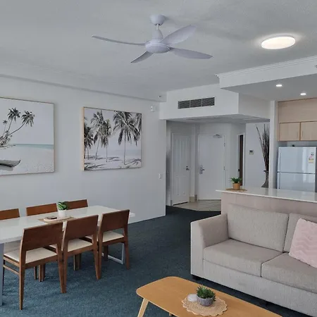 Serain Residences Apartment In Sun City Surfers Paradise-2