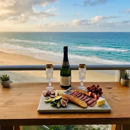 Beachfront 2Br Stunning Views Balcony Heated Pool-3