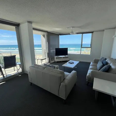 One The Esplanade Apartments On Surfers Paradise-2