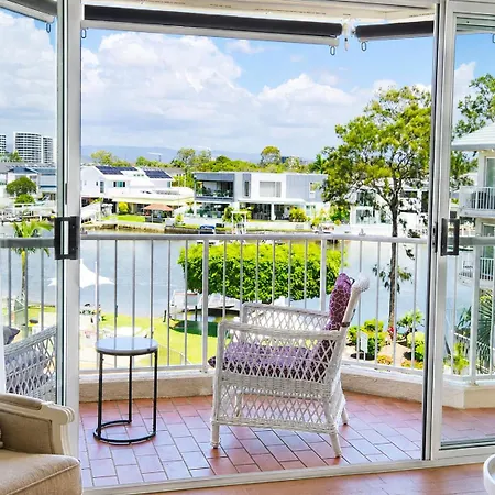 Pelican Cove Waterfront Apartments-2