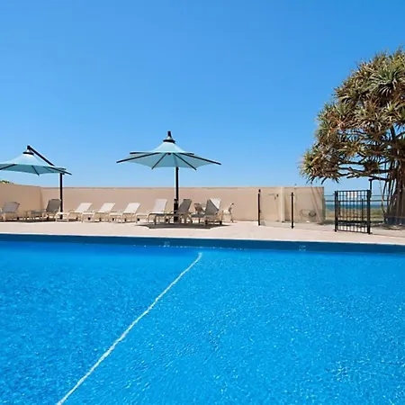 Beachside Tower Apartments-2