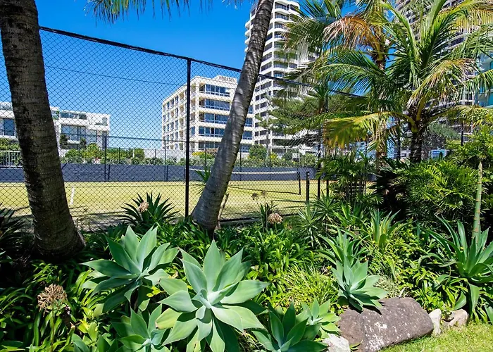 Awesome Beach And River Views 3 Bedrooms Adobe Gold Coast