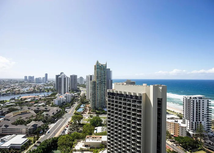 Mantra Crown Towers Aparthotel