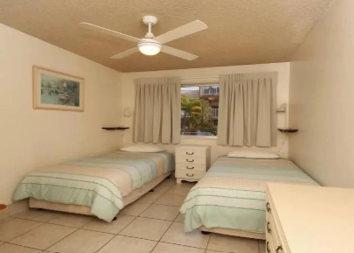 2 Bedroom Ocean-View Apartment Gold Coast