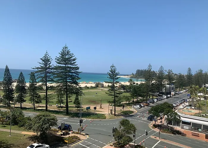 Cooly Coastal Escape Walk To Beach & Shops Gold Coast