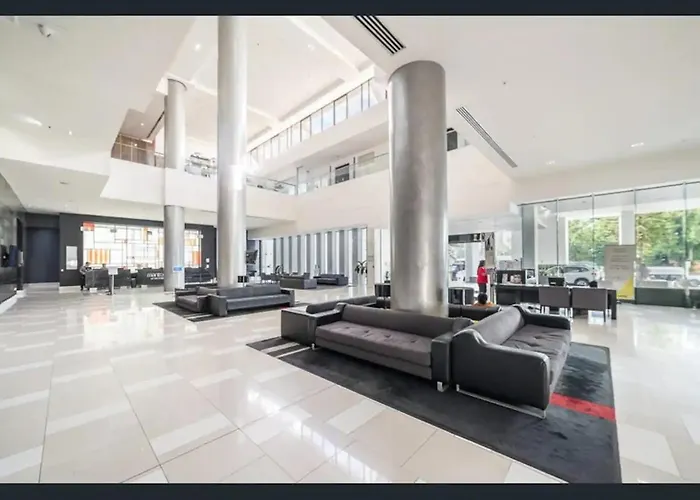 Mantra On View Surfers Paradise By Ready Set Stay Gold Coast