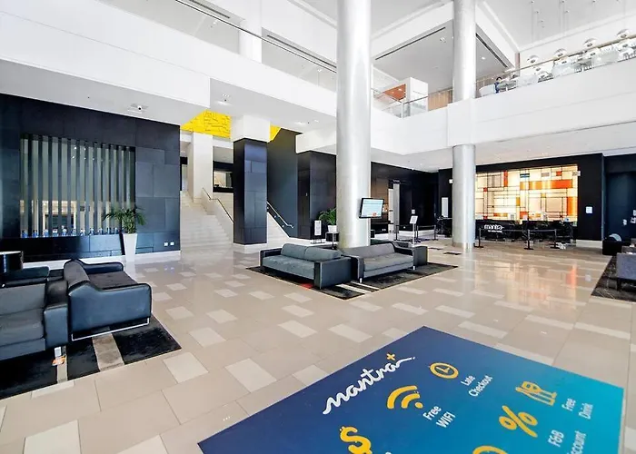 Hotel Room At Mantra On View Gold Coast
