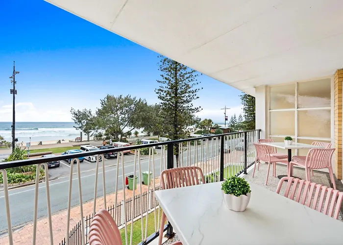 Driftwood Apartments In Surfers Paradise - Privately Managed Gold Coast