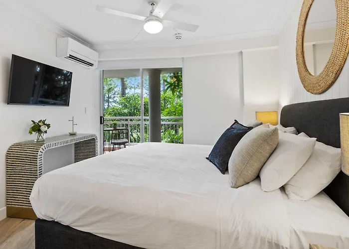 Mediterranean - Hosted By Burleigh Letting Gold Coast