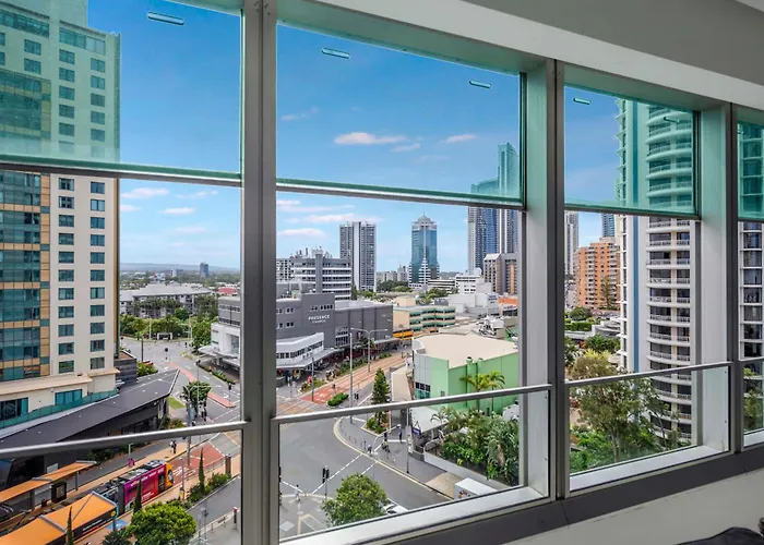 Q Tower Apartments In Surfers Paradise - From Level 3 - Self Contained & Privately Managed - Wow Stay Gold Coast