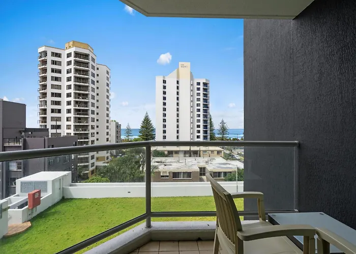 Legends Hotel - Heart Of Surfers Paradise - Q Stay Gold Coast