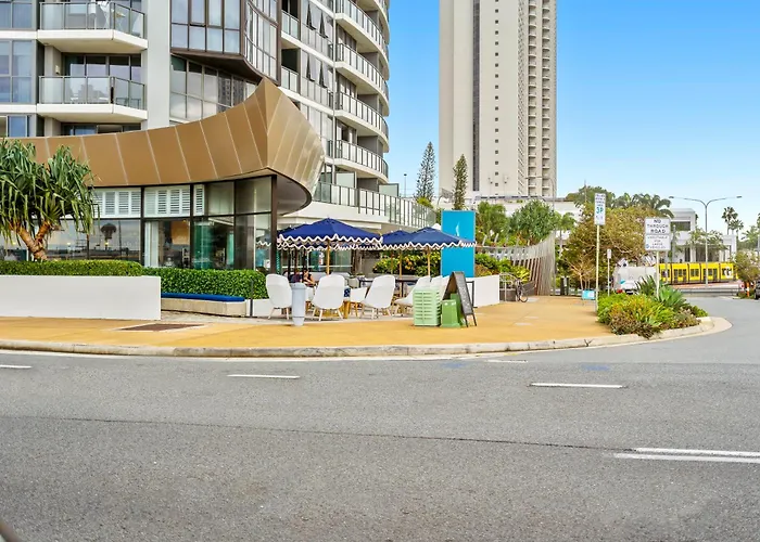 Rhapsody Surfers Paradise Beachfront Sleeps 6 - Optimise Bnb Gold Coast