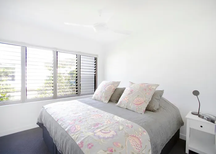 Sandrift Beachfront Apartments Gold Coast