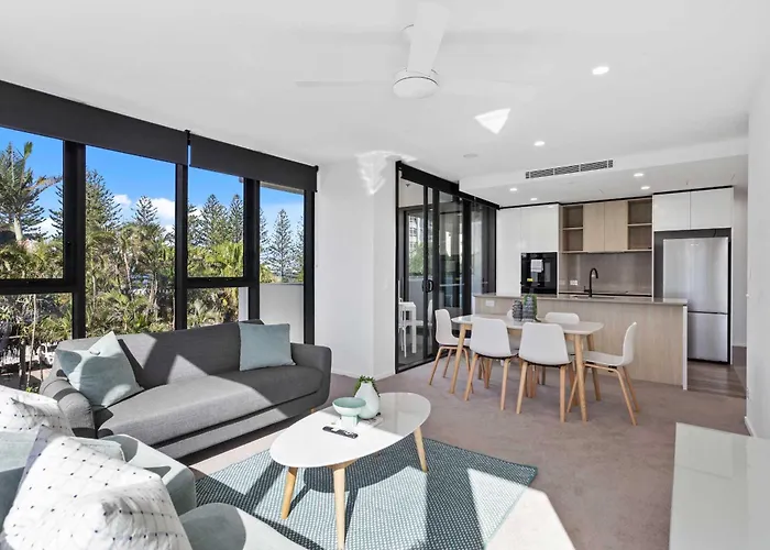2 Bedroom Luxury In Burleigh Heads! Gold Coast