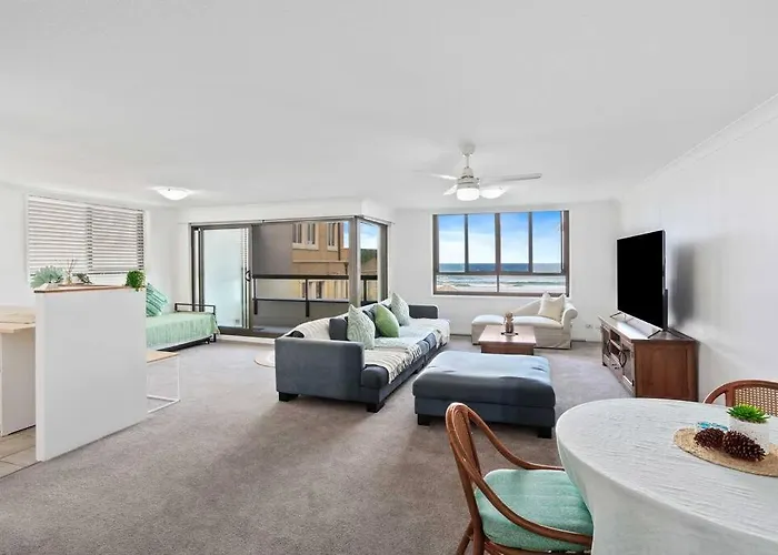 Paloma Oceanfront Apartment Gold Coast