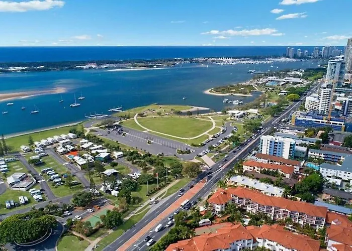 Broadwater Villa Southport Gold Coast