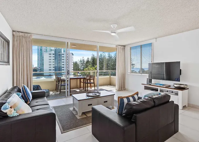 Wyuna Ocean Views In Burleigh Gold Coast