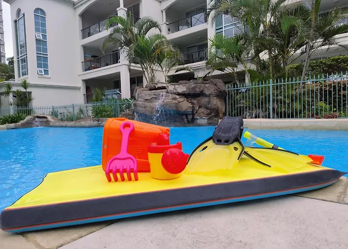 Delightful 3Br, Pool, Wi-Fi, 2 Park, Op Beach Gold Coast