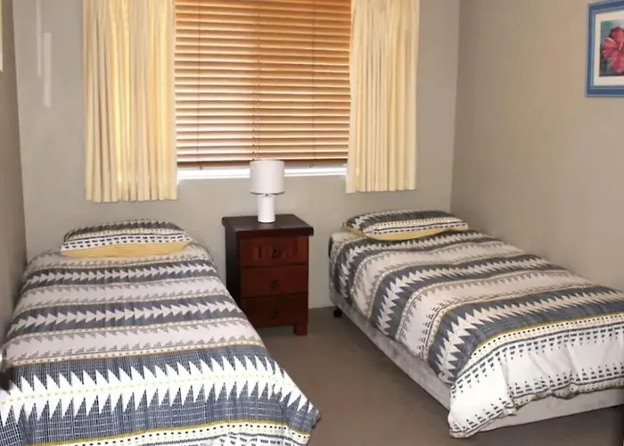 Paradise Grove Holiday Apartments Gold Coast