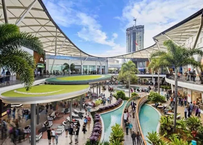Beachfront Ocean Oasis Escape Gold Coast