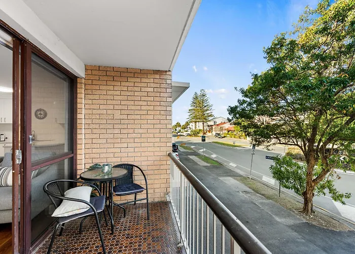 Sanctuary Court Unit 4 Apartment Gold Coast