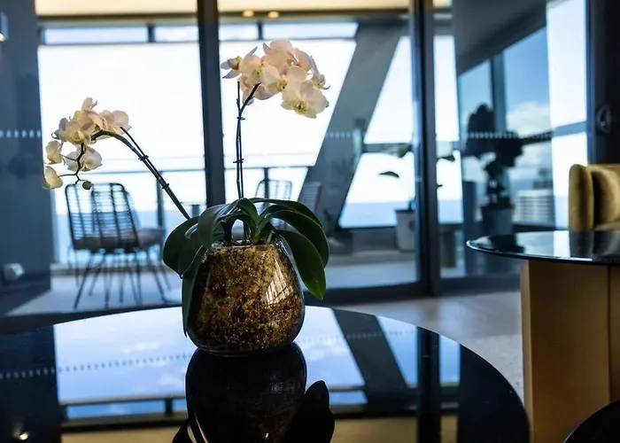 Beachfront Luxury Gold Coast