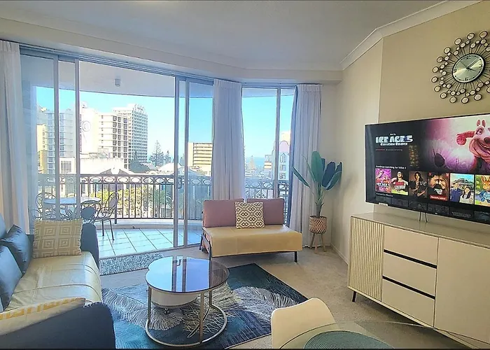 Beachside 2 Bedroom Apt In The Heart Of Surfers Paradise - Chevron Renaissance - Free Parking Gold Coast