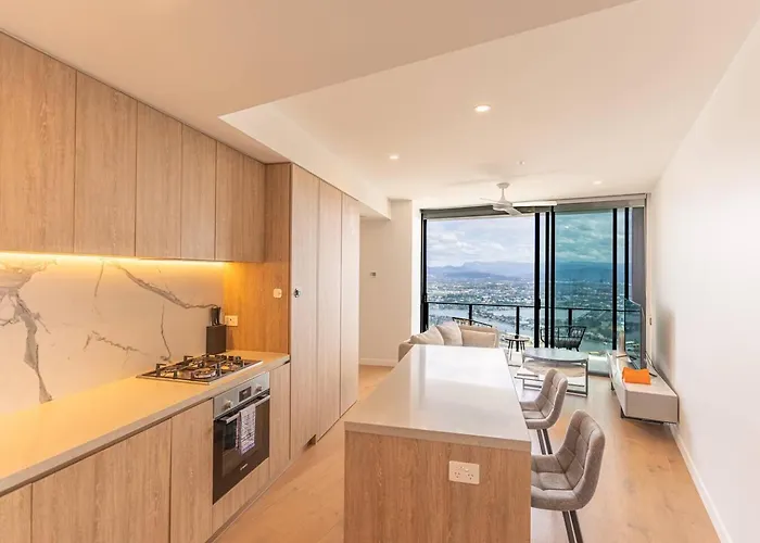 Serene Hinterland Dream From The Star - 1Bd Luxe Apartment On The Star Casino Gold Coast